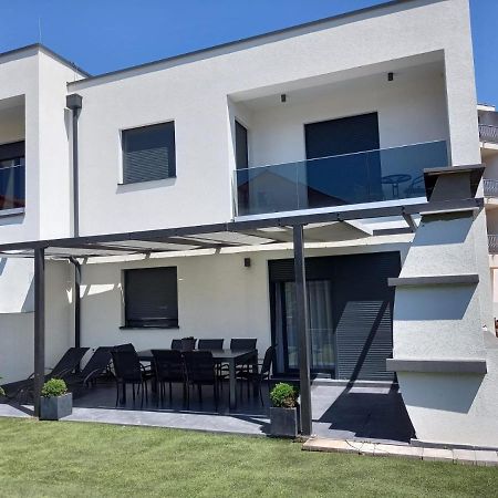 Holiday House Gavran Vodice Exterior photo