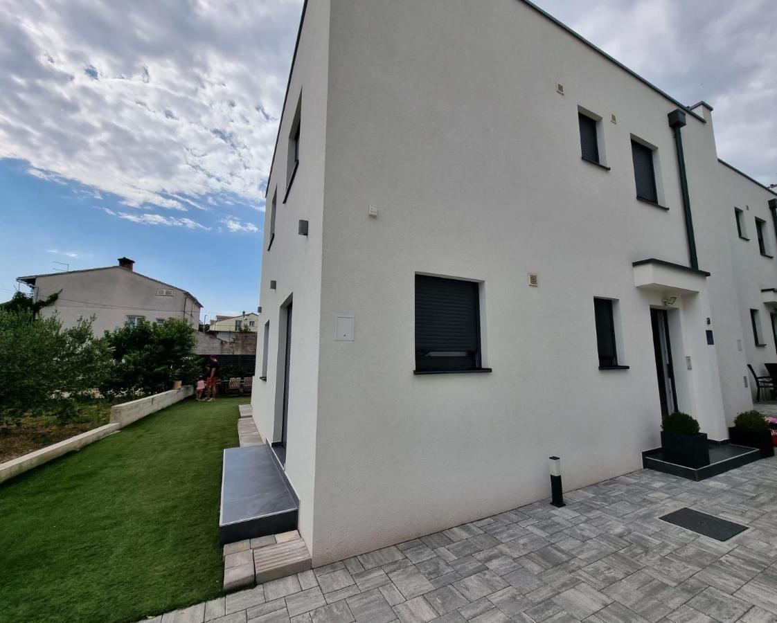 Holiday House Gavran Vodice Exterior photo